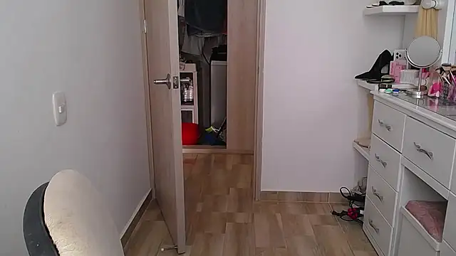 Barbie girl 69 online show from April 9, 5:30 pm