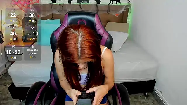 julieth love  online show from October 18, 1:13 pm