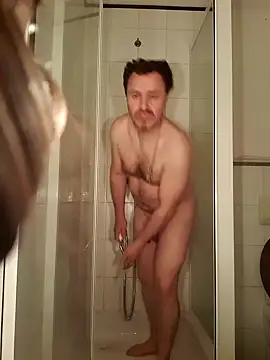 Snapshot of Tigerhill2023 chatting on March 5, 10:21 pm Tigerhill2023 online show from March 5, 10:21 pm