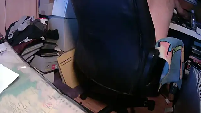 Snapshot of Tigerhill2023 chatting on September 20, 7:19 pm Tigerhill2023 online show from September 20, 7:19 pm