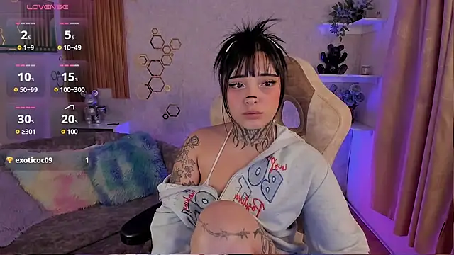 mia catt05 online show from May 10, 4:38 am
