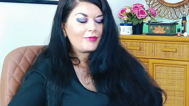 Snapshot of EllenGrace chatting on March 18, 9:53 pm EllenGrace online show from March 18, 9:53 pm