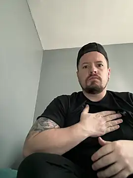 husband4555 online show from February 9, 4:05 pm