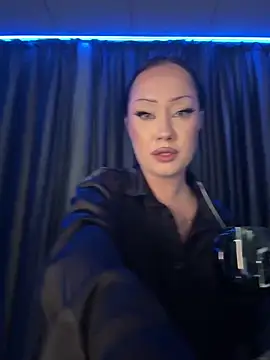 RollingGirls online show from October 24, 3:00 pm