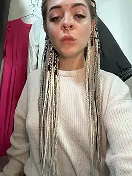 RollingGirls online show from February 22, 1:02 pm