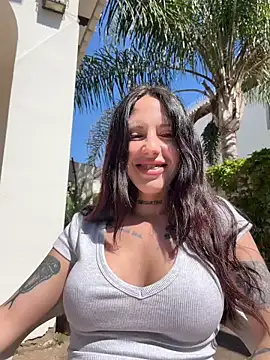 BellaGiaxx online show from April 3, 10:54 am