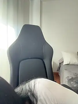 BellaGiaxx online show from December 1, 10:49 am