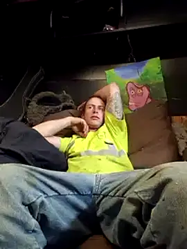 cdressupdiva online show from February 25, 1:20 am