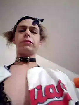 cdressupdiva online show from December 25, 8:29 am