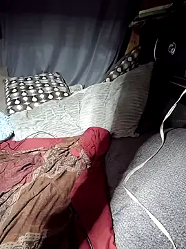 cdressupdiva online show from March 30, 9:44 am