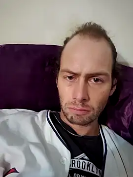 cdressupdiva online show from December 10, 6:33 am