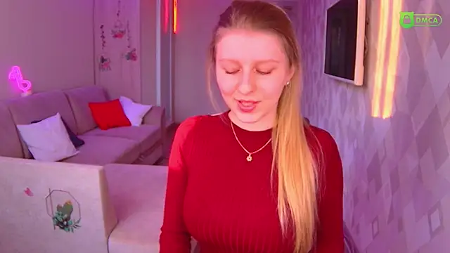 Snapshot of AmaliaQueen chatting on February 14, 2:12 pm AmaliaQueen online show from February 14, 2:12 pm