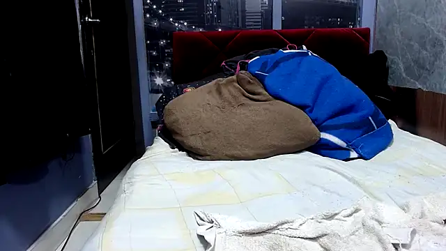 Nastylatinaxxx online show from April 11, 12:07 am