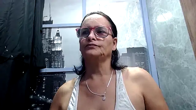 Nastylatinaxxx online show from May 7, 11:41 pm