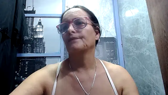 Nastylatinaxxx online show from May 17, 12:32 am