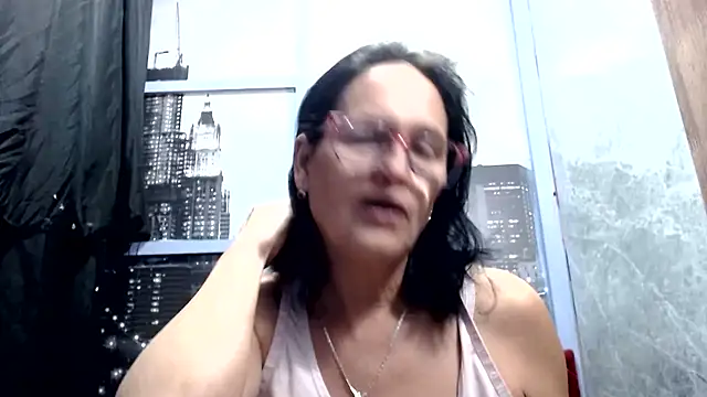 Snapshot of Nastylatinaxxx chatting on July 3, 12:33 pm Nastylatinaxxx online show from July 3, 12:33 pm