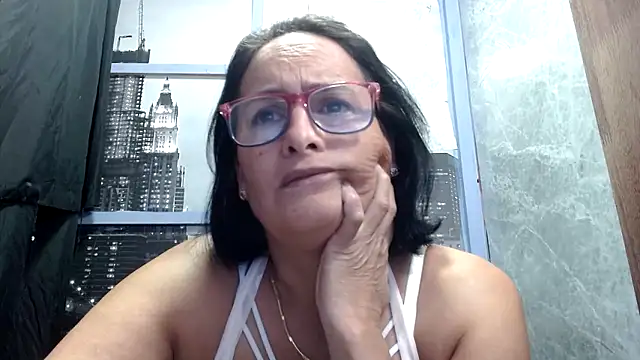 Nastylatinaxxx online show from November 22, 11:53 am