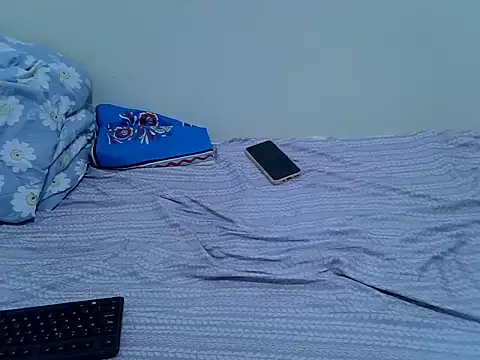 pretty leila2 online show from November 15, 7:51 pm