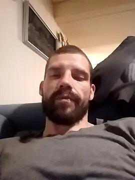 Snapshot of RuleMasterX chatting on November 19, 12:43 am RuleMasterX online show from November 19, 12:43 am