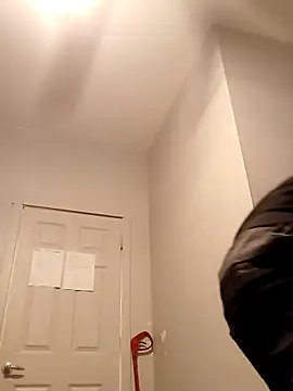 Snapshot of RuleMasterX chatting on November 17, 11:31 pm RuleMasterX online show from November 17, 11:31 pm