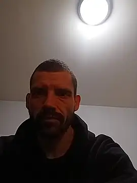 Snapshot of RuleMasterX chatting on November 7, 2:27 am RuleMasterX online show from November 7, 2:27 am