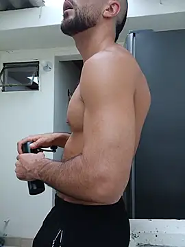 Snapshot of sebasxx97 chatting on July 11, 12:16 pm sebasxx97 online show from July 11, 12:16 pm