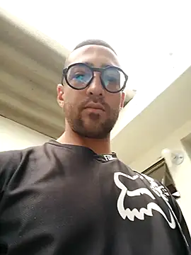 sebasxx97 online show from September 9, 2:26 pm