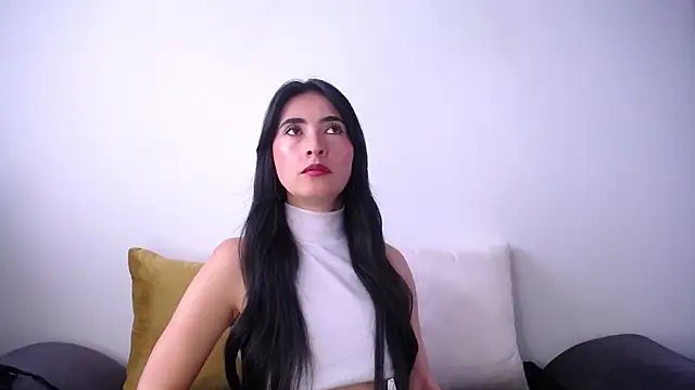 JainaRogers online show from March 12, 5:50 pm