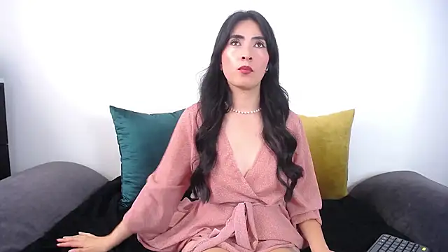 JainaRogers online show from March 11, 6:02 pm