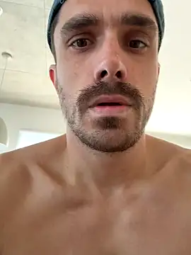 mightgogay online show from September 19, 8:46 pm