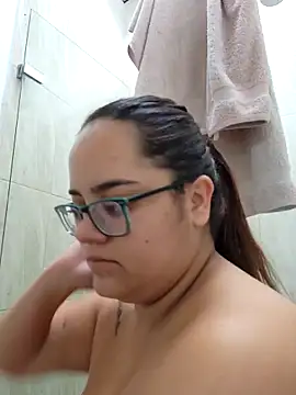 RachellGraham online show from December 14, 1:39 pm