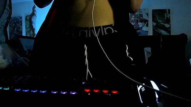 Sisoyalejo420 online show from November 2, 4:39 am