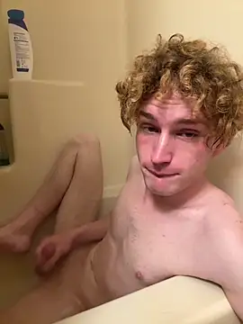 CreamyAustin online show from March 10, 1:42 am