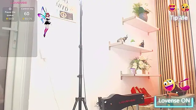 Snapshot of RileyLanna chatting on November 28, 5:07 am RileyLanna online show from November 28, 5:07 am