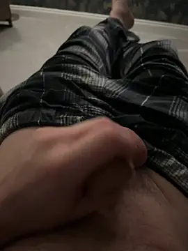 J94H online show from April 1, 9:01 pm