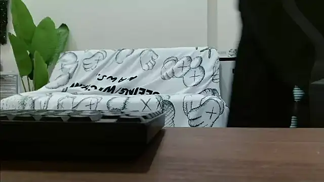 POCARI SWEAT online show from March 19, 5:51 am