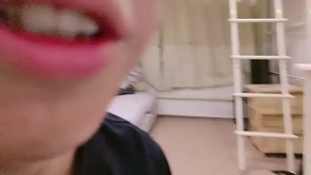 POCARI SWEAT online show from December 19, 11:12 am