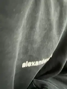 POCARI SWEAT online show from April 15, 3:01 am