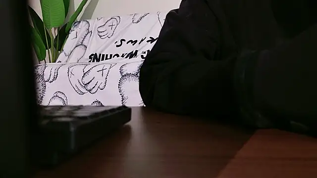 POCARI SWEAT online show from March 3, 5:25 am