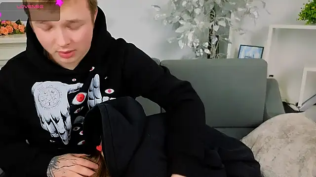  Olli  Stiw  online show from November 27, 8:15 am