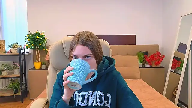  Olli  Stiw  online show from March 9, 9:46 am