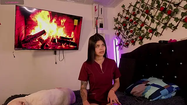 Snapshot of Alaia_Asuka chatting on October 6, 12:34 am Alaia Asuka online show from October 6, 12:34 am