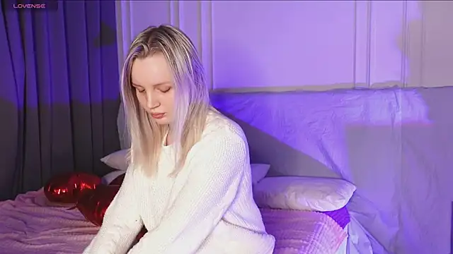 Beatrica Klein online show from February 12, 5:05 pm