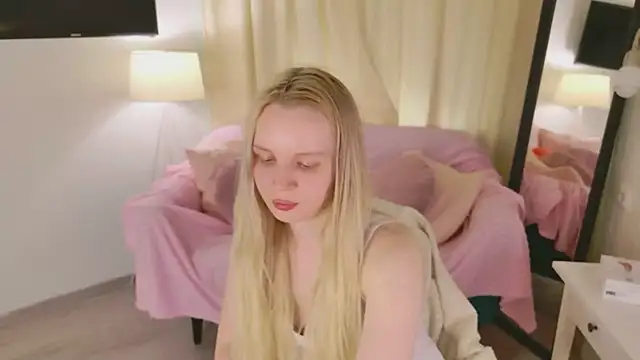 Beatrica Klein online show from May 13, 2:57 pm