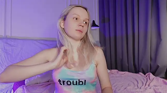 Beatrica Klein online show from February 19, 2:11 pm