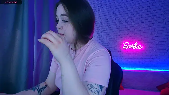 -Stacyy- online show from April 22, 5:36 am