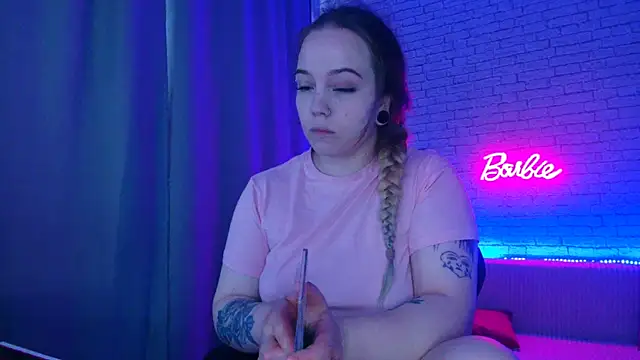 Snapshot of -Stacyy- chatting on June 26, 5:24 am -Stacyy- online show from June 26, 5:24 am