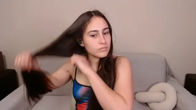 Snapshot of AliceKolltt chatting on March 22, 12:25 pm AliceKolltt online show from March 22, 12:25 pm