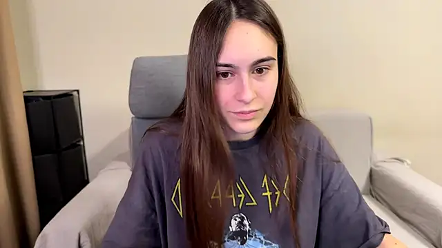 AliceKolltt online show from March 3, 8:16 pm