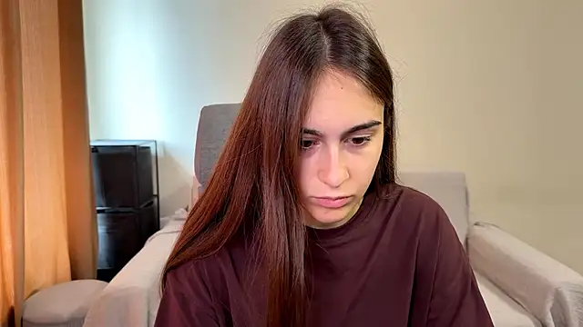 Snapshot of AliceKolltt chatting on September 24, 8:43 am AliceKolltt online show from September 24, 8:43 am